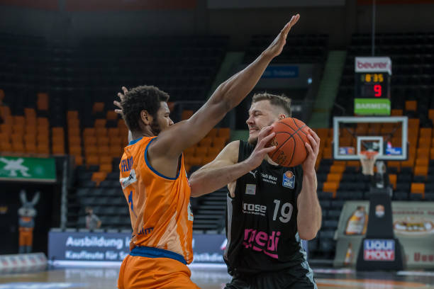 也促进了中 也促进了中